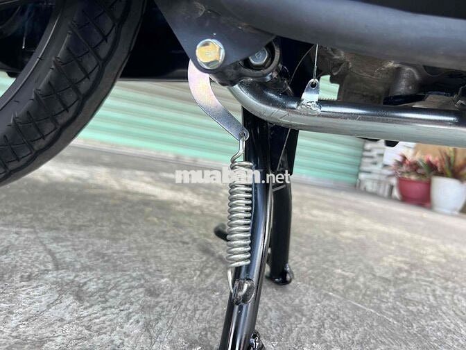 Honda Future 2025 Trắng 5.400 km bán trả góp
