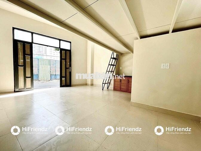 KIOT 45m2 CÓ THỂ Ở HOẶC KINH DOANH BUÔN BÁN ( Sẵn 50 phòng căn hộ  )