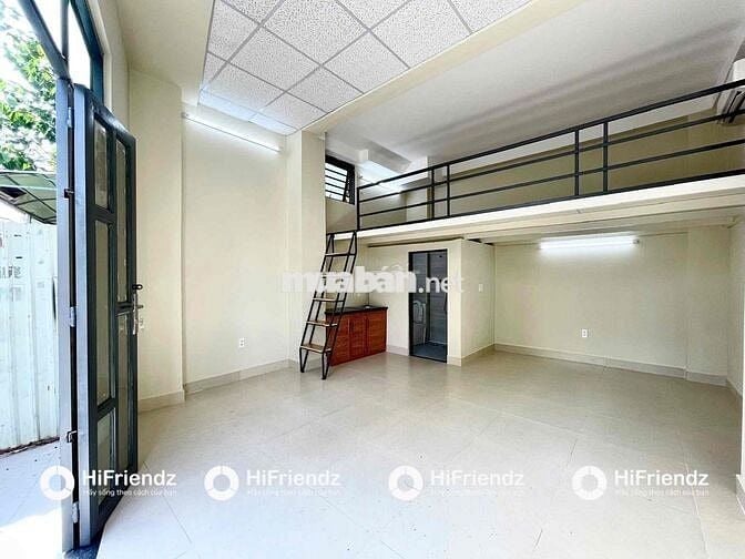 KIOT 45m2 CÓ THỂ Ở HOẶC KINH DOANH BUÔN BÁN ( Sẵn 50 phòng căn hộ  )