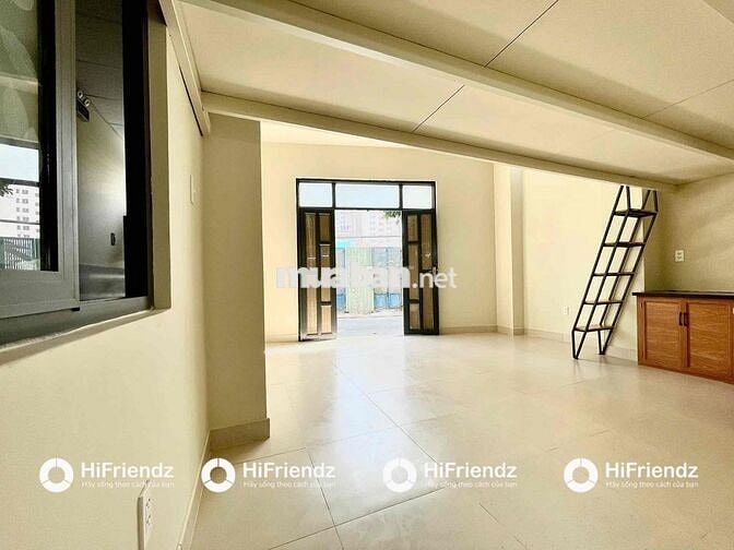 KIOT 45m2 CÓ THỂ Ở HOẶC KINH DOANH BUÔN BÁN ( Sẵn 50 phòng căn hộ  )