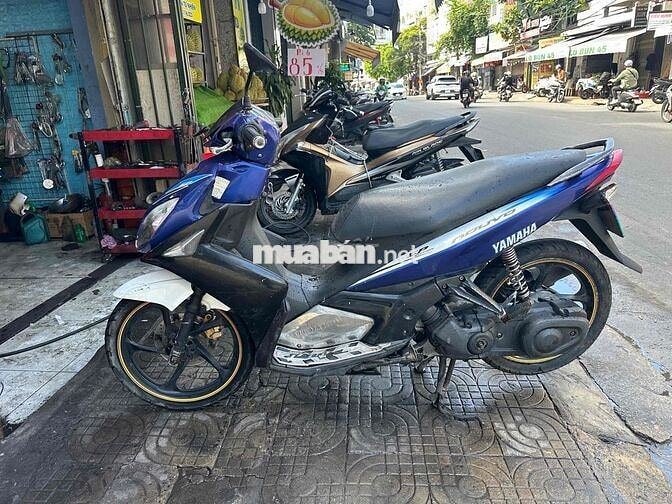 Yamaha Nouvo LX Xanh trắng