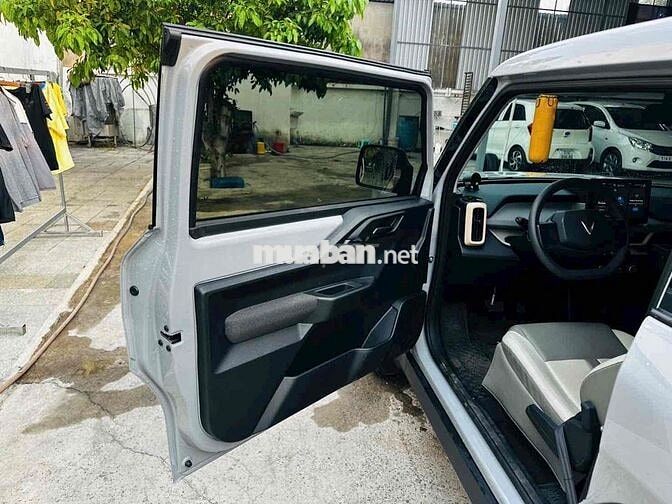 Xe điện VinFast VF 3 2024 Xám
