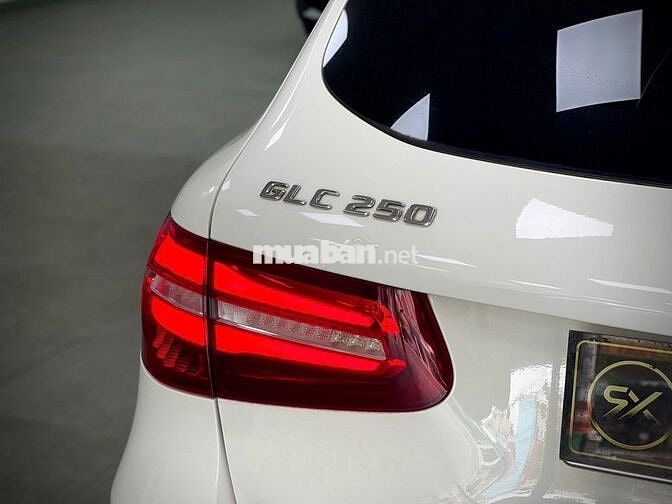 Mercedes-Benz GLC250 4matic 2017 Trắng