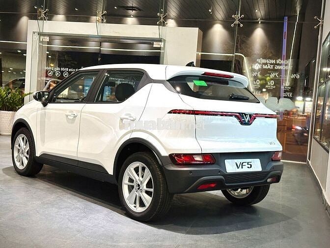 VINFAST VF5 ƯU ĐÃI TỔNG LÊN ĐẾN 14% GIÁ XE THÁNG 5