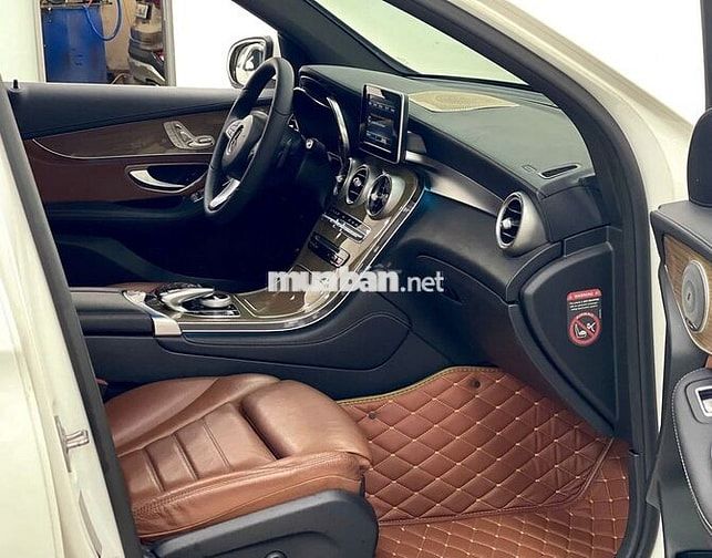Mercedes-Benz GLC250 4matic 2017 Trắng