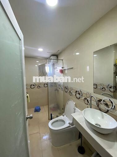 CHÍNH CHỦ bán gấp căn hộ Oriental Plaza Tân Phú  82m2 giá 4,3 tỷ