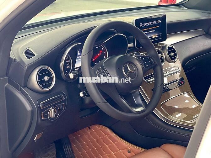 Mercedes-Benz GLC250 4matic 2017 Trắng