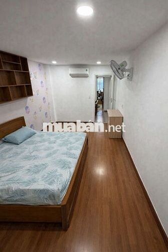 Nhà hẻm oto 3 PN Nguyễn Hữu Cảnh giá chỉ 15tr