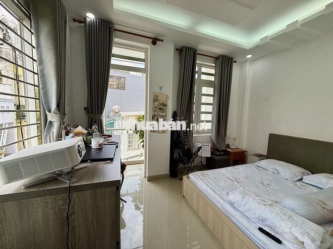Chính chủ - Bán nhà riêng hẻm 100 Thích Quảng Đức Phú Nhuận 10.2 tỷ