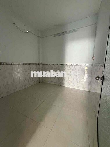 nhà cấp 4 đường Hoàng Diệu 2 gần ĐH Ngân Hàng 2pn gần oto
