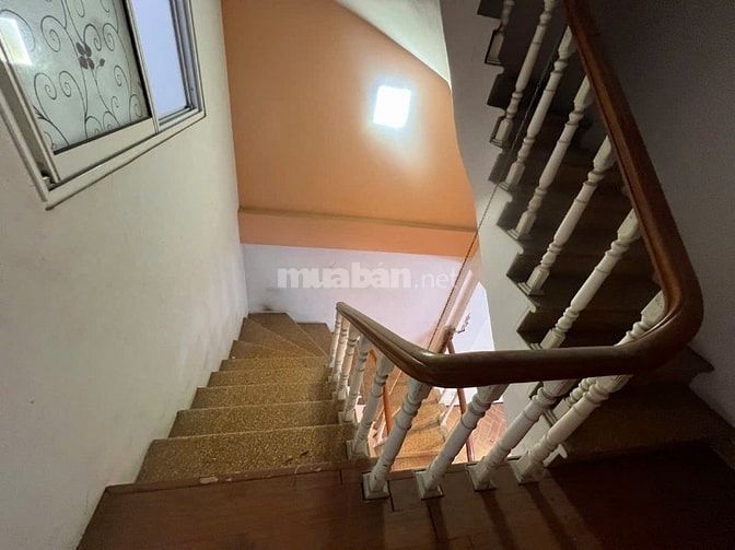 Cực gần Phố IT, hướng ĐTT, sổ rộng trong tầm giá, sửa sang đã có nhà ở