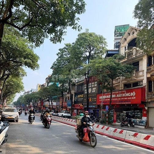Cực gần Phố IT, hướng ĐTT, sổ rộng trong tầm giá, sửa sang đã có nhà ở