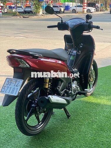 Yamaha Jupiter Finn Đỏ đen