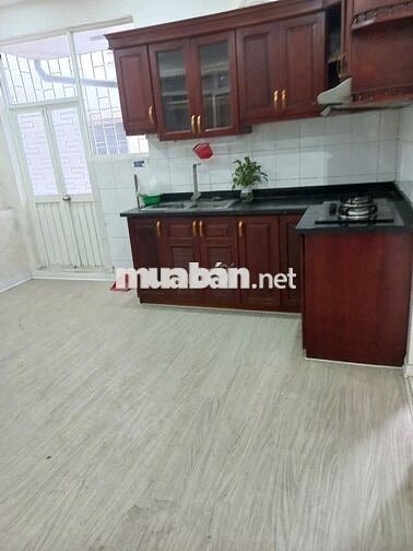 Cho thuê nhà 4 tầng phố Vĩnh Phúc, 5 ngủ, 110 m2, KD được, 12 triệu