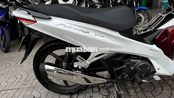 Honda Future fi 2025 Trắng đen ( hỗ trợ góp )