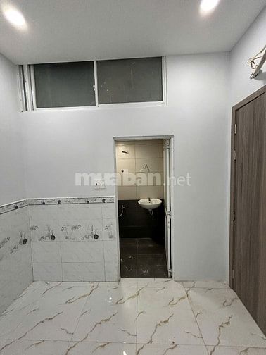 Cho thuê nhà riêng tại hẻm 149 đường Lưu Hữu Phước, phường 15, quận 8