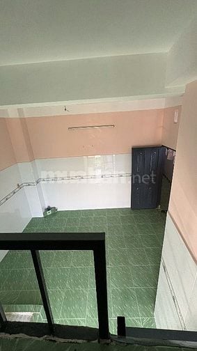 Cho thuê phòng trọ quận 10 đường CMT8 (gần sân khấu Lan Anh)
