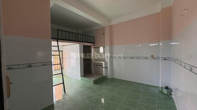 Cho thuê phòng trọ quận 10 đường CMT8 (gần sân khấu Lan Anh)