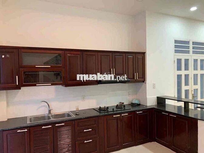 502.x HTP Q7, 12.x tỷ, DT 152,5m2 [8x19], 3 Tầng, Hẻm ô tô, DTSD 171m2