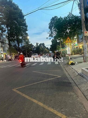 Nhà mới ngay ngã tư tên lửa - Đường số 1 5x20m 3.5 tấm giá 31 triệu