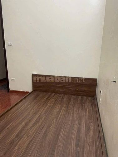 Cho thuê Phòng ngõ 168/68 Hào Nam - Cát Linh 18m 2,9 tr/1th