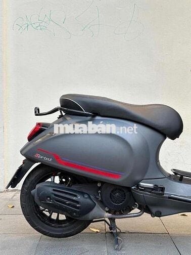 Chính chủ bán Vespa Sprint 150 2024 Xám