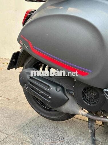 Chính chủ bán Vespa Sprint 150 2024 Xám