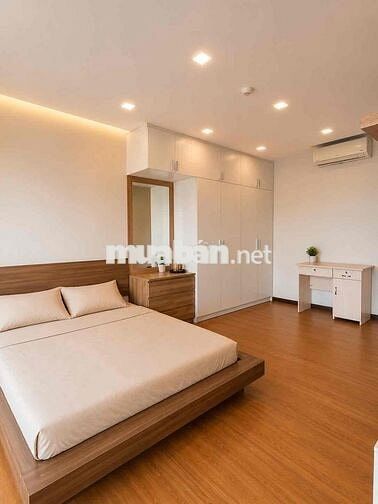 ban công lớn tách bếp- miễn phí xe máy- gần cầu Tham Lương