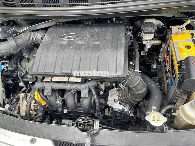 Hyundai i10 Sedan 2017 Bạc