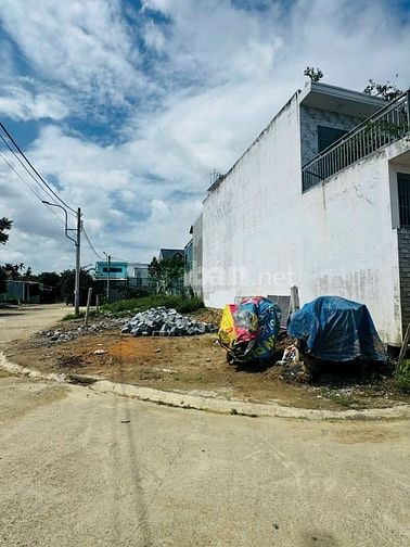 Bán Lô Góc 2 Mặt Tiền Tđc Bầu Gáo Sát Sông Cái