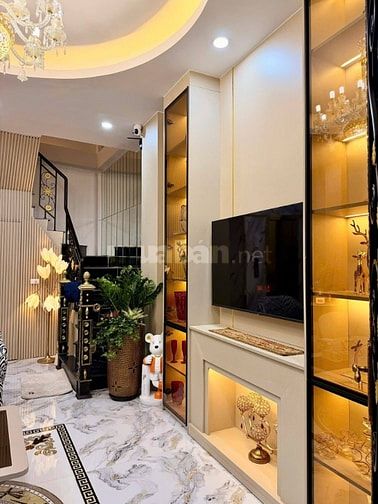 Bán Nhà Thang Máy, Gần Phố, Hoàng Mai 31m, 6 tầng, mt 3.8m, 9.55 tỷ