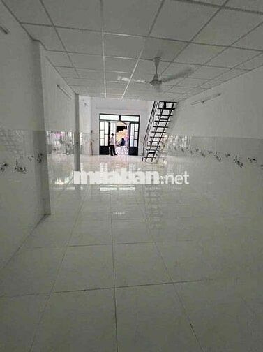 Cần cho thuê nhà hx tải 4x16.50m đúc lửng 1pn 2wc 11tr
