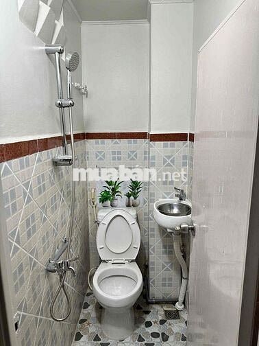 Bán nhà đường Hồng Bàng ( có thương lượng)