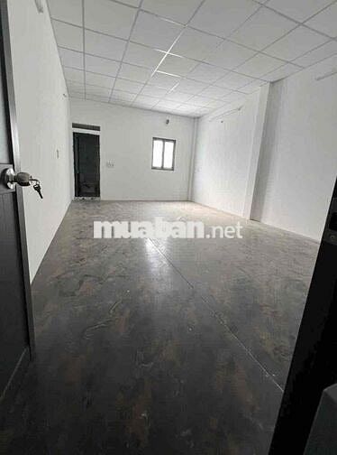 Cần cho thuê nhà hx tải 4x16.50m đúc lửng 1pn 2wc 11tr