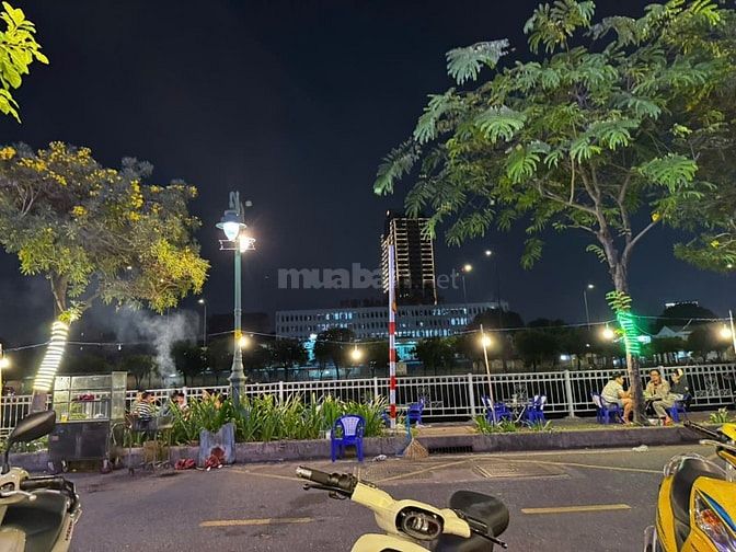 Cho Thuê Mặt Tiền Bờ Ke Quận 8