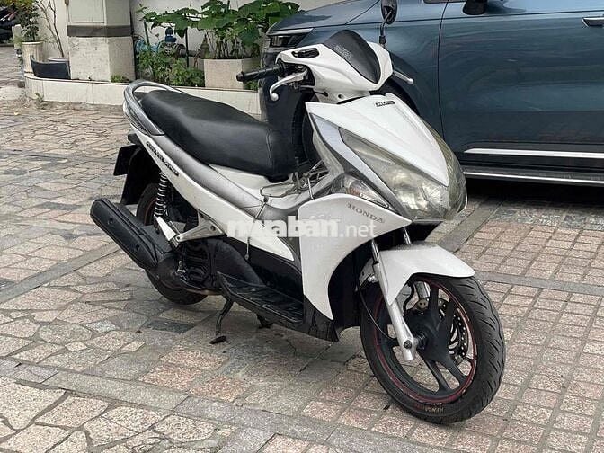 Honda Air Blade 2011 trả trc 5tr5 nhận xe