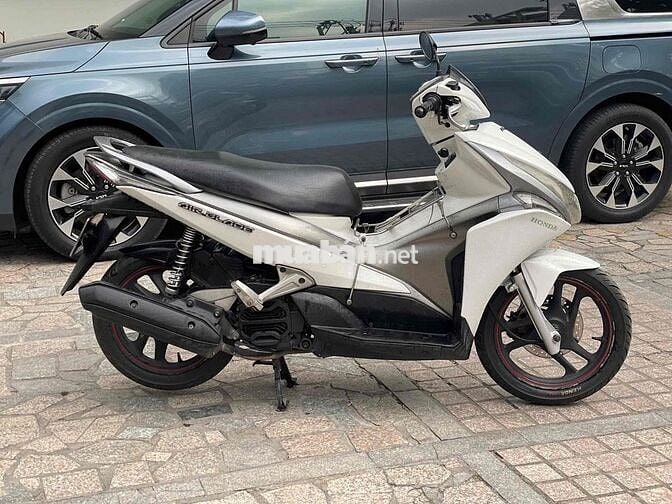 Honda Air Blade 2011 trả trc 5tr5 nhận xe