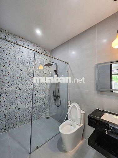 BIỆT THỰ SÂN VƯỜN GẦN ĐƯỜNG HIỆP BÌNH