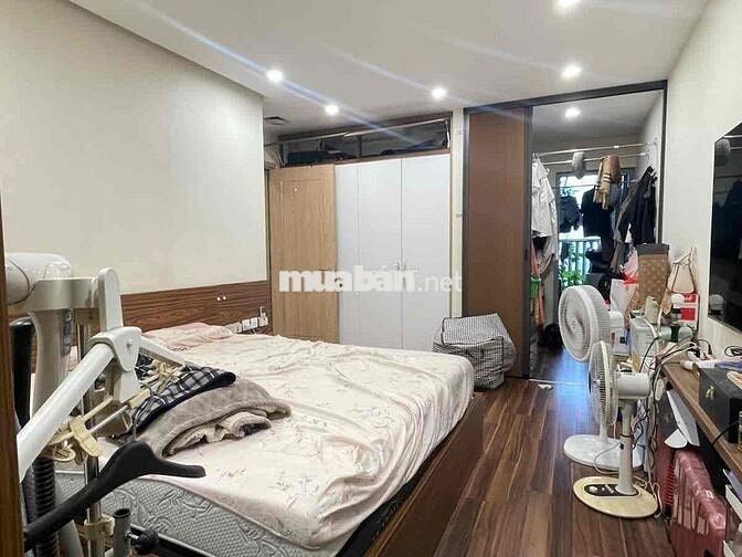 Siêu phẩm Phố Chính Kinh, nhà dân xây đẹp, kd, oto đỗ cửa, dt 34m*5t