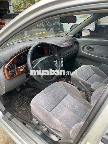 Kia 2004 màu Bạc