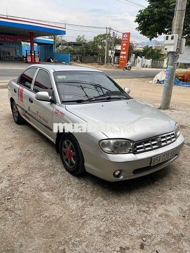 Kia 2004 màu Bạc