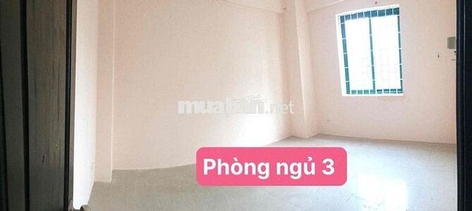 chính chủ cần tiền bán gấp căn hộ chung cư giá rẻ sát ngay ngã tư sở