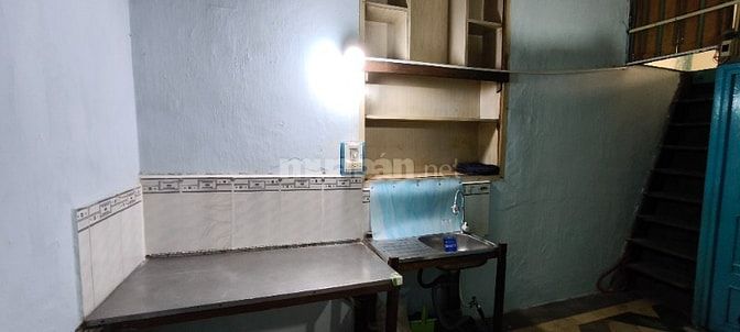 Chính chủ cho thuê phòng trọ 16m2 Nguyễn Trãi, Q5 (gần Châu Văn Liêm)