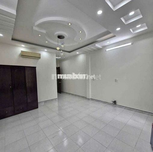 CHO THUÊ NHÀ 4.5X25(TRỆT+3LẦU+6PHÒNG) ĐỐI DIỆN AEON TÂN PHÚ LỀ 8M