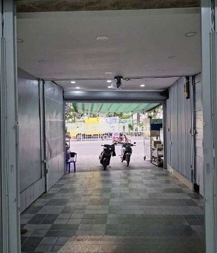 CHO THUÊ NHÀ 4.5X25(TRỆT+3LẦU+6PHÒNG) ĐỐI DIỆN AEON TÂN PHÚ LỀ 8M