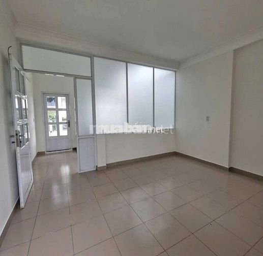 CHO THUÊ NHÀ 4.5X25(TRỆT+3LẦU+6PHÒNG) ĐỐI DIỆN AEON TÂN PHÚ LỀ 8M