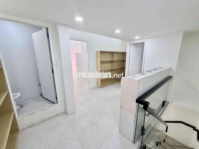 Cho Thuê Nhà Đường Cách Mạng Tháng 8, Quận 3 ( Kinh Doanh Tự Do )