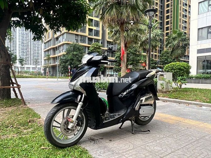Honda SH Đen