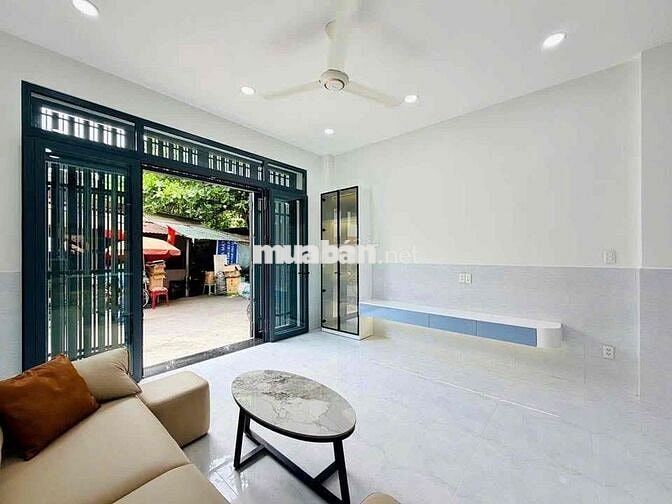 Nhà 5 Tầng Dương Quảng Hàm: hẻm rộng 10M, chỉ 7 đồng hơn