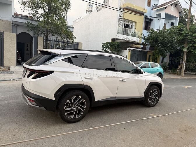 Hyundai Tucson 2024 Trắng Như mới